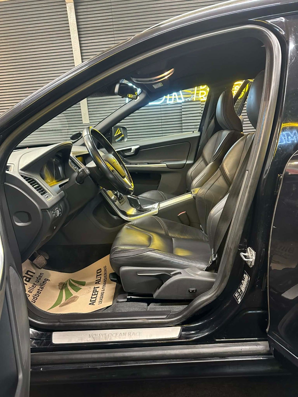 Billede af Volvo XC60 2,0 D4 181 Ocean Race aut.