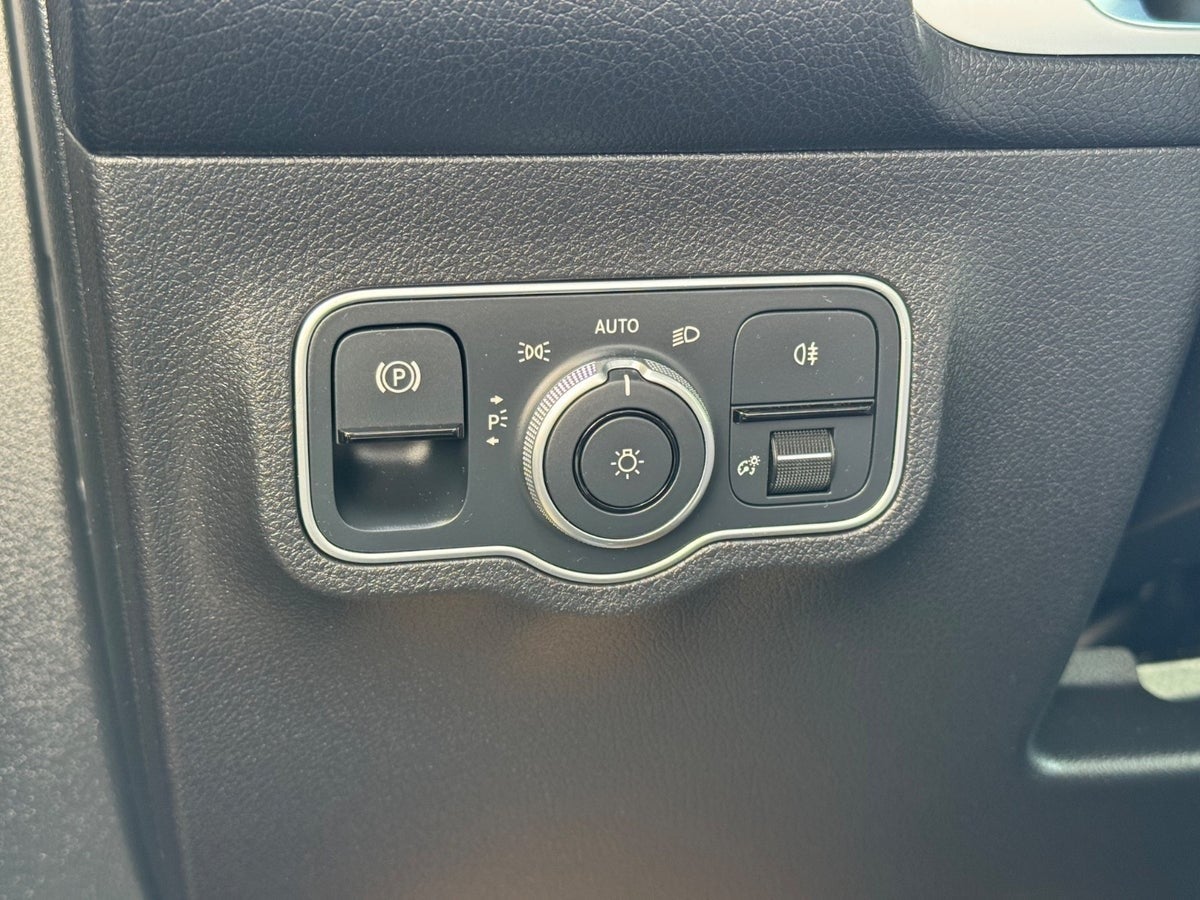 Billede af Mercedes EQB300  AMG Line 4Matic