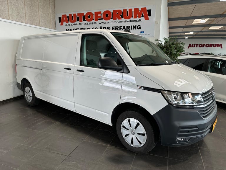 VW Transporter TDi 150 Kassevogn lang