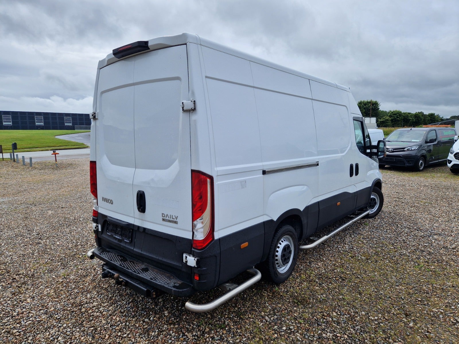 Billede af Iveco Daily 2,3 35S14 12m³ Van AG8