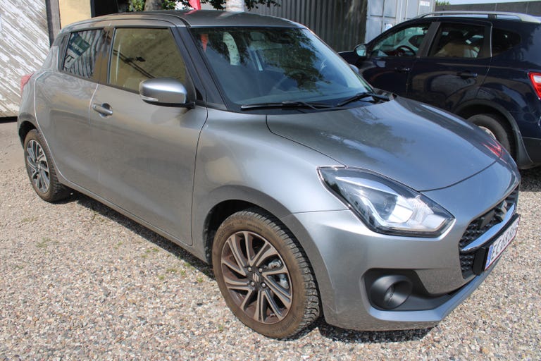 Suzuki Swift mHybrid Exclusive