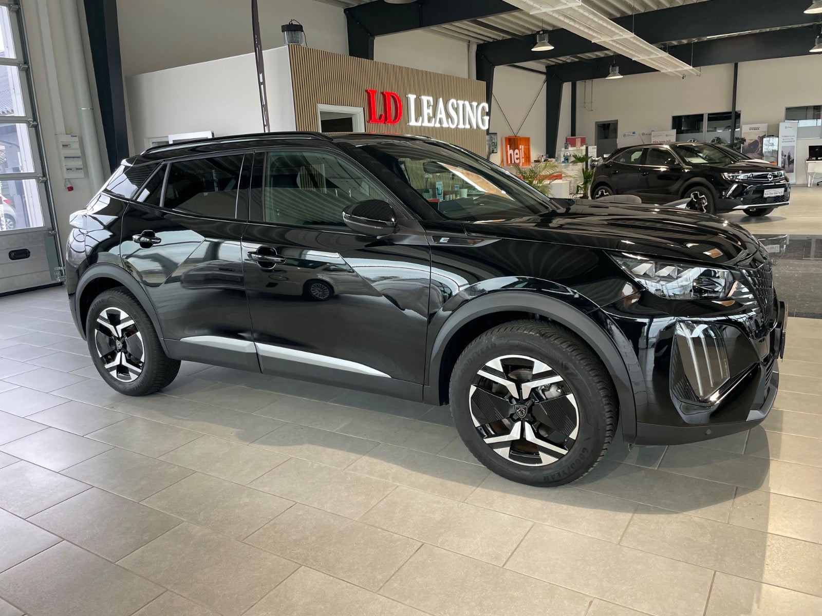 Billede af Peugeot e-2008 54 GT
