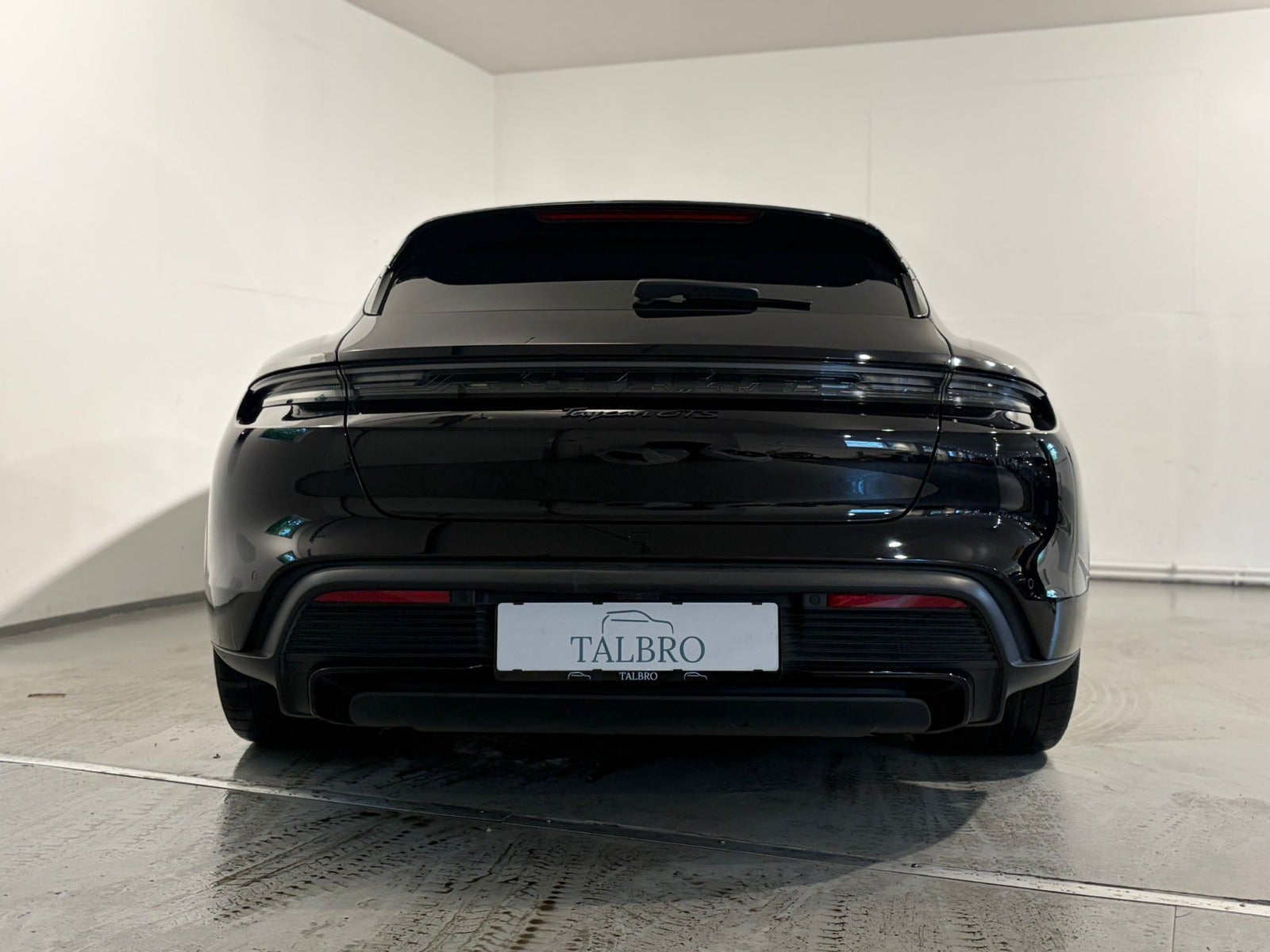 Porsche – Taycan GTS