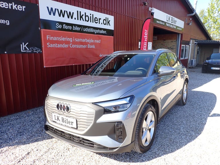 Audi Q4 e-tron Attitude