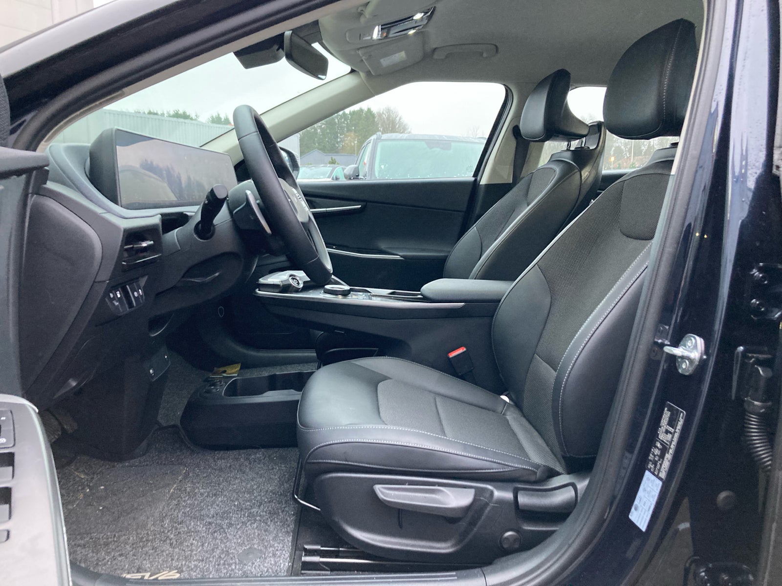 Kia EV6 Long Range Access