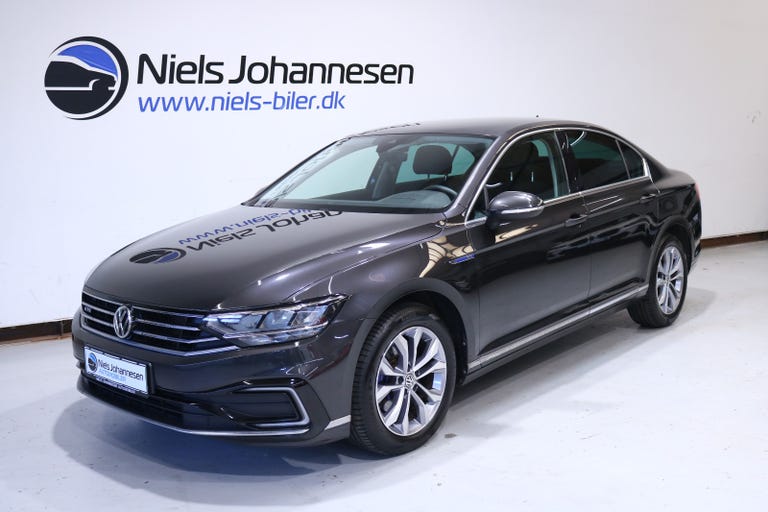 VW Passat GTE+ DSG