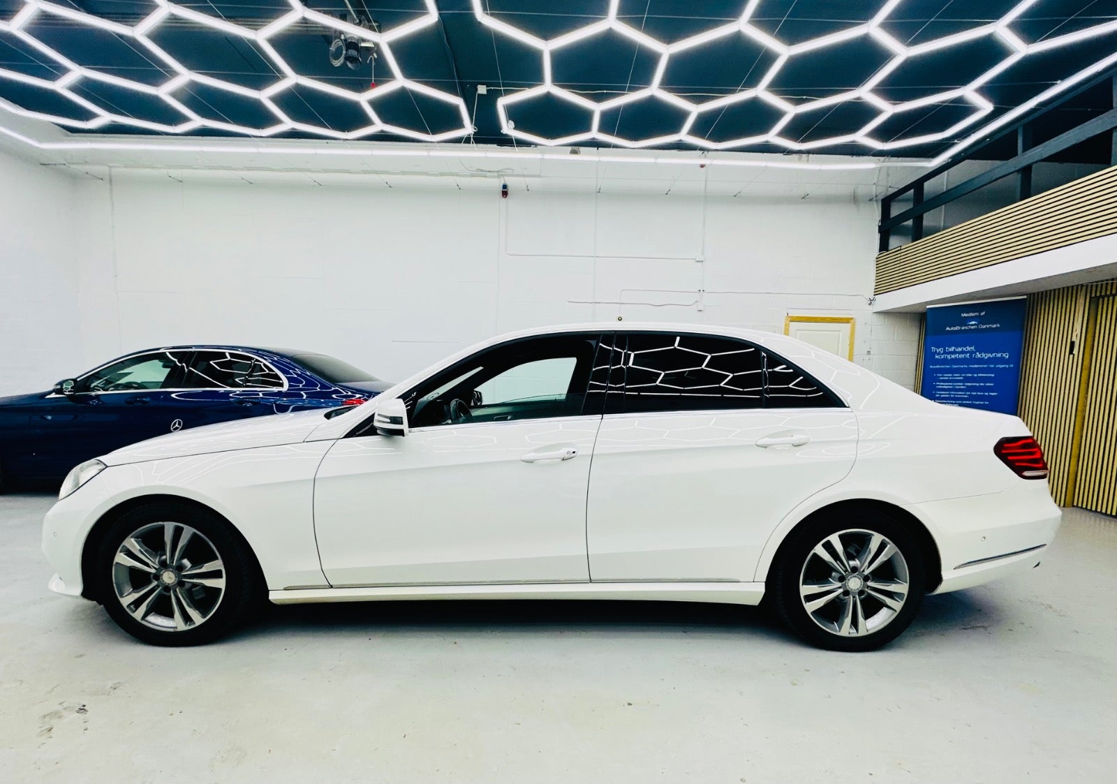 Billede af Mercedes E200 2,2 CDi Avantgarde aut.