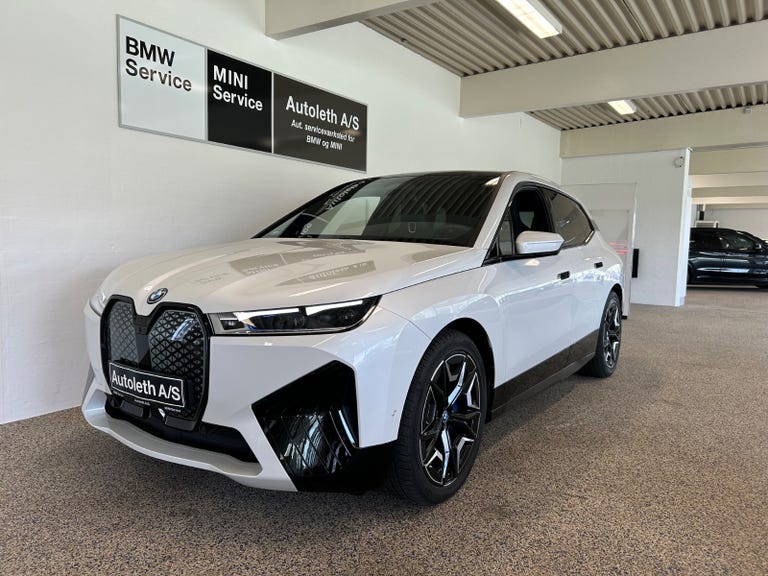 BMW iX xDrive40 Super Charged Sport