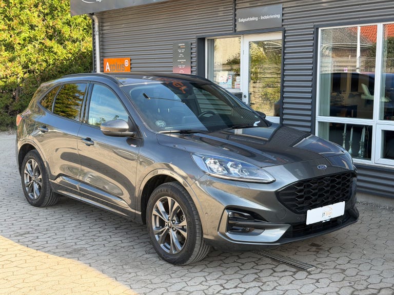 Ford Kuga PHEV ST-Line X CVT