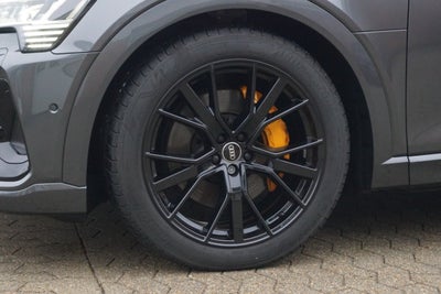 Audi e-tron S-line quattro