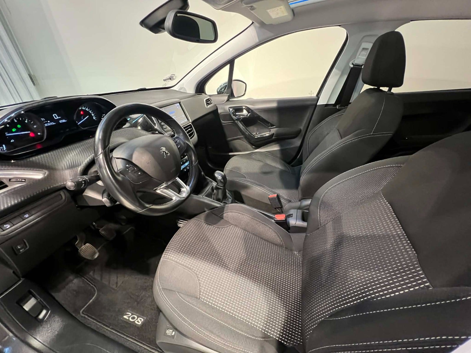 2018 Peugeot 208