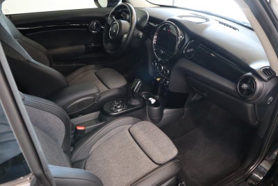 MINI Cooper SE Classic Trim