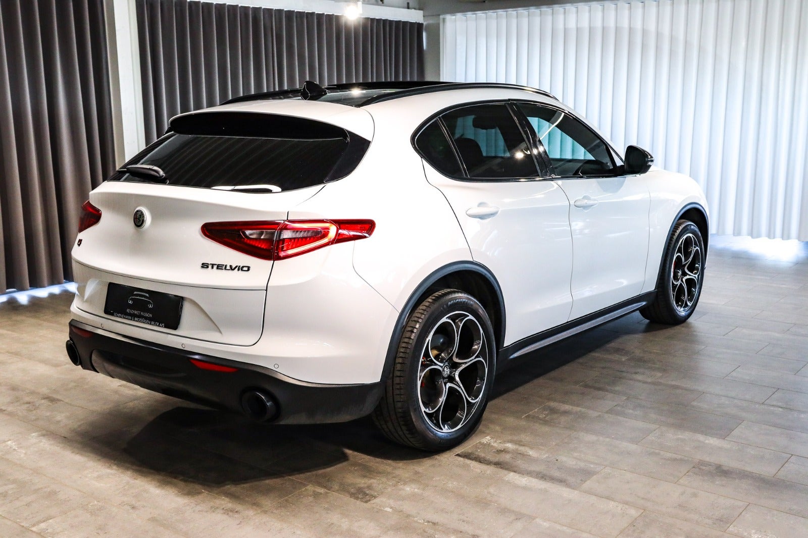 Billede af Alfa Romeo Stelvio 2,0 T 280 B-Tech aut. Q4