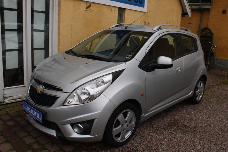 Chevrolet Spark LT