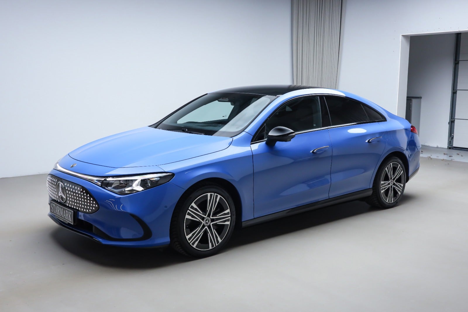 Mercedes-Benz CLA 250+ (1/8)
