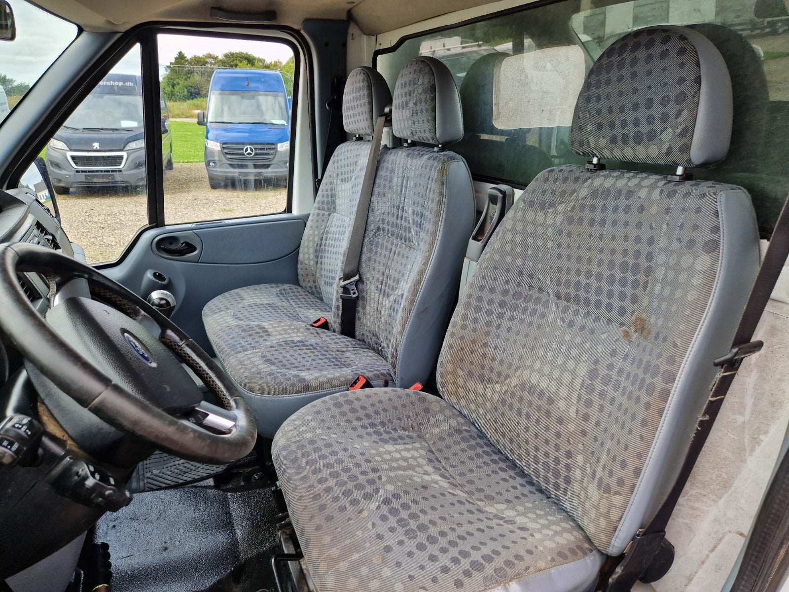 Billede af Ford Transit 350M Db.Kab 2,2 TDCi 155 Trend RWD