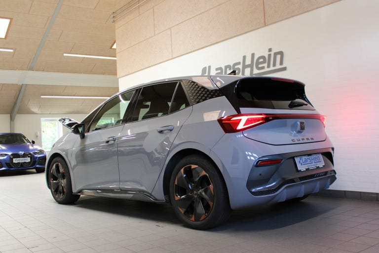 Cupra Born Dinamica Pack High