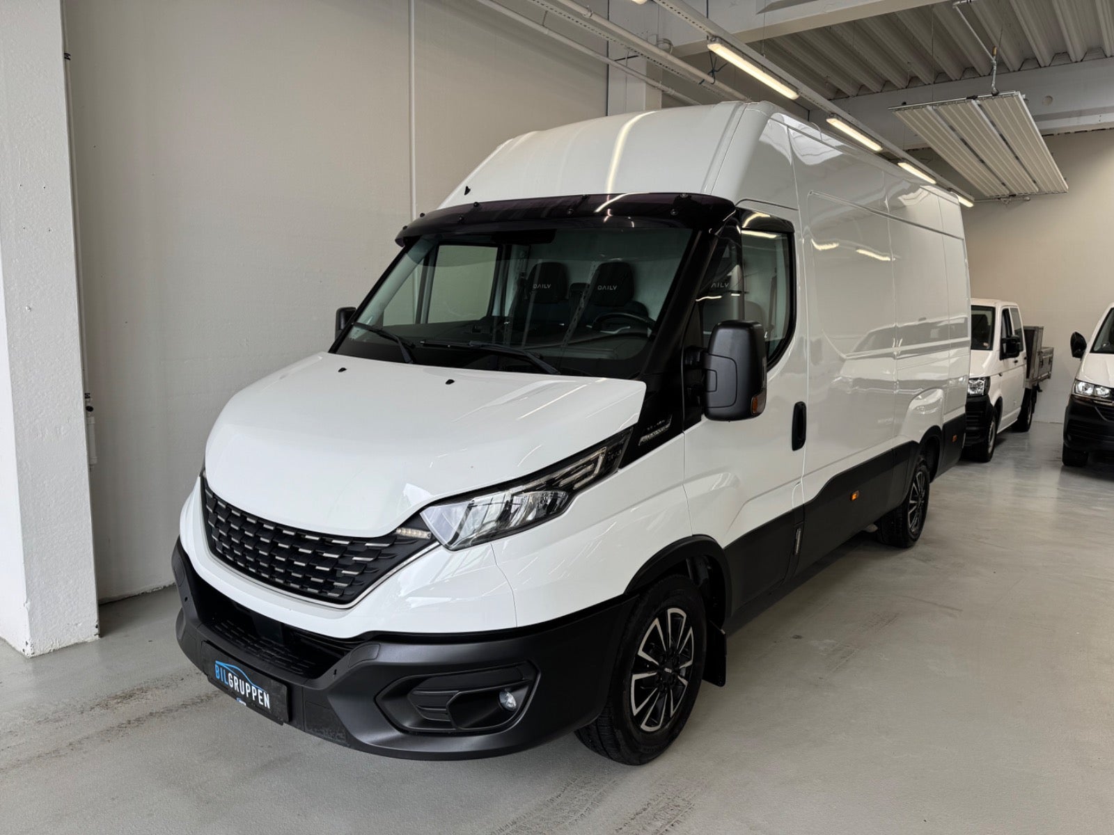 Billede af Iveco Daily 2,3 35S16 12m³ Van AG8