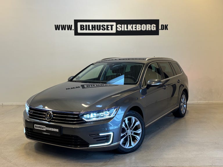 VW Passat GTE Highline Variant DSG