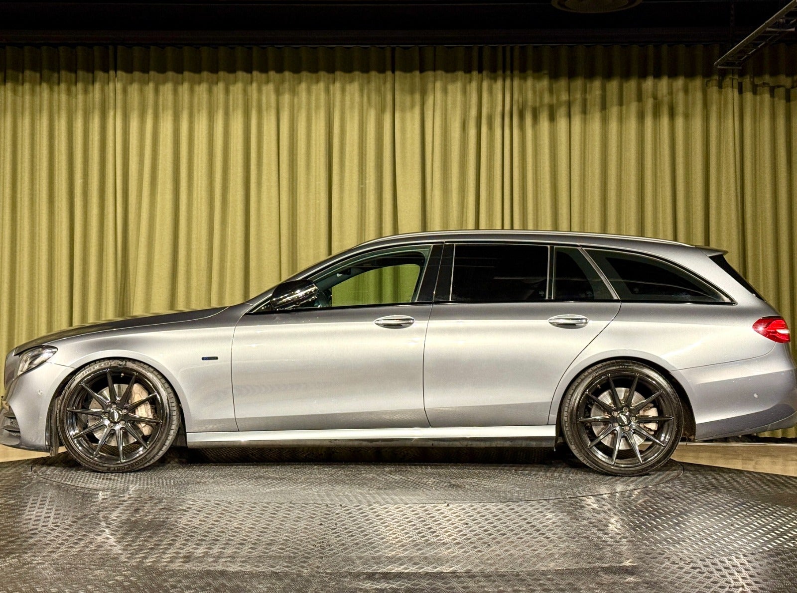 Billede af Mercedes E300 de 2,0 AMG Line stc. aut.