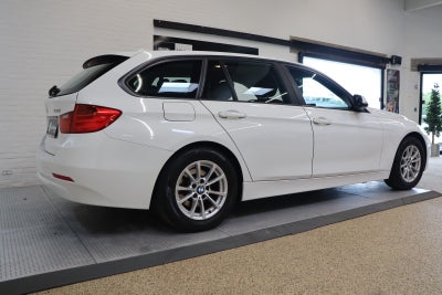 BMW 320i Touring