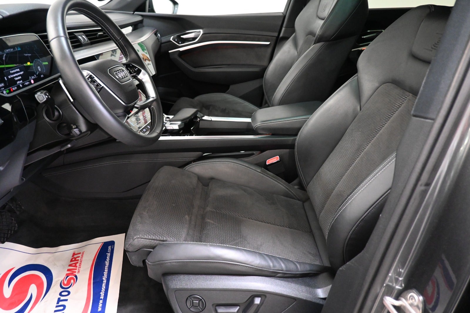 Audi e-tron S-line Prestige Sportback quattro
