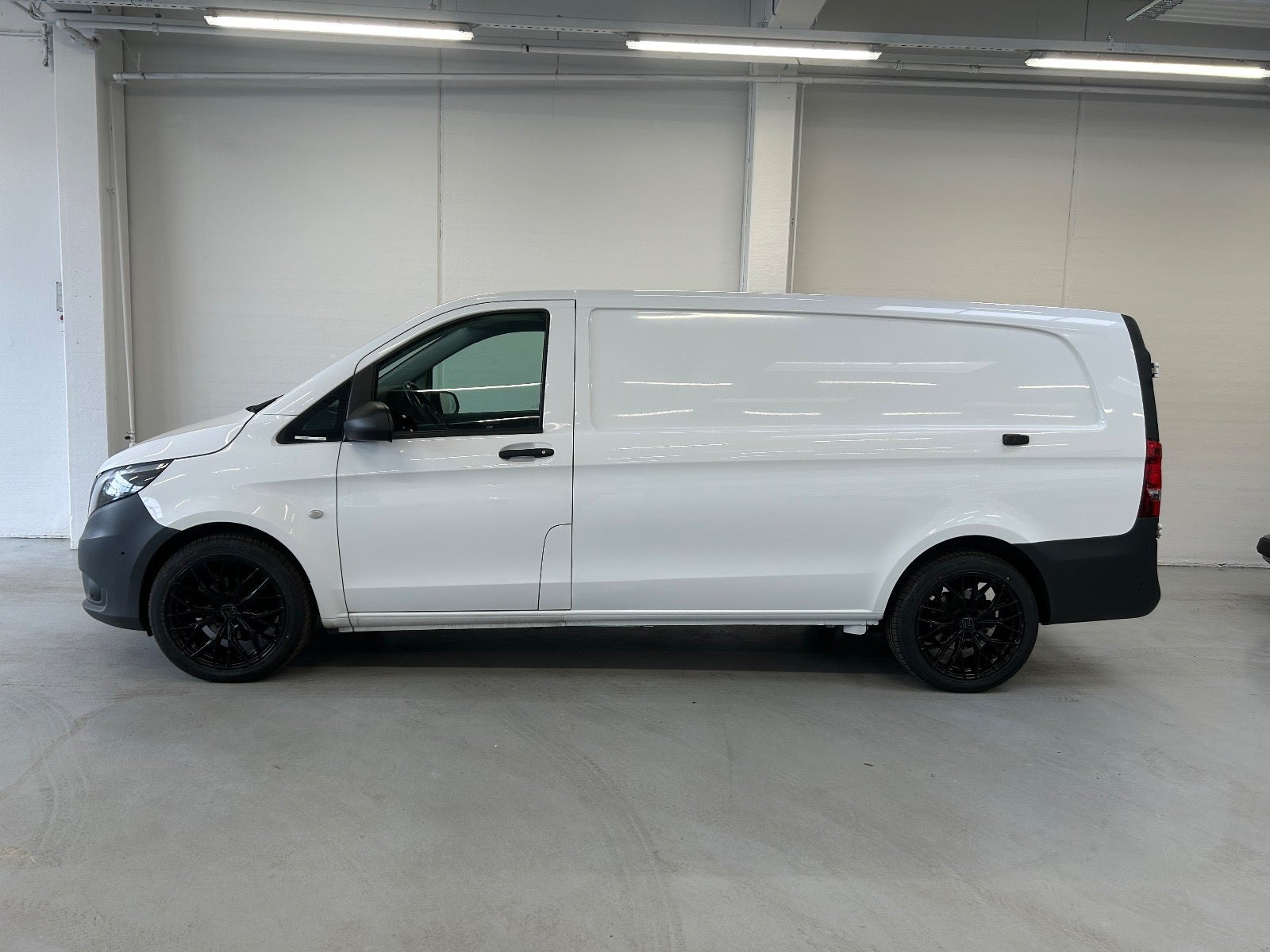 Billede af Mercedes Vito 114 2,0 CDi Kassevogn aut. XL RWD