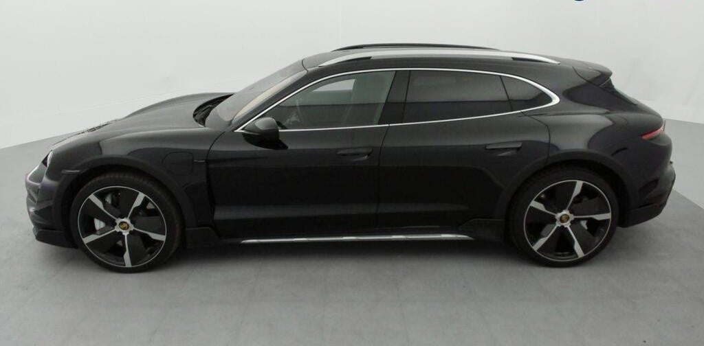 Porsche Taycan Turbo Cross Turismo