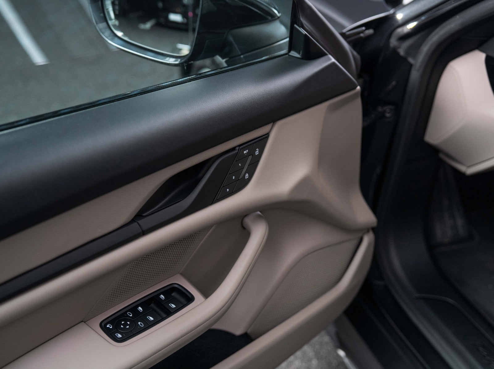 Gallery image 9 of 17