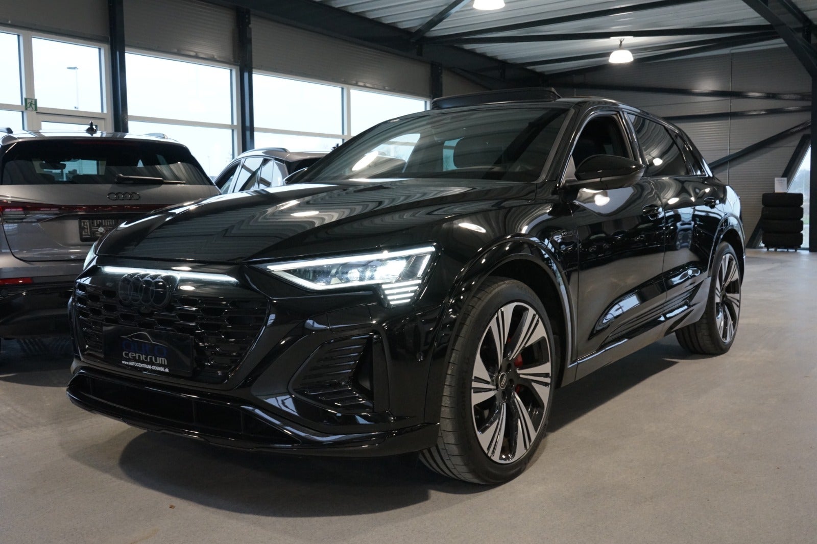 Audi Q8 e-tron S-line Black Style quattro