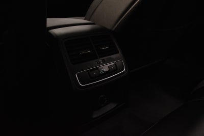 Audi A4 TFSi S-line Avant quattro S-tr.