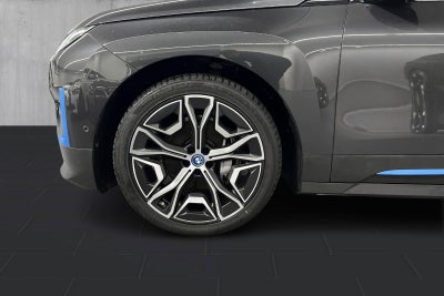 BMW iX xDrive40