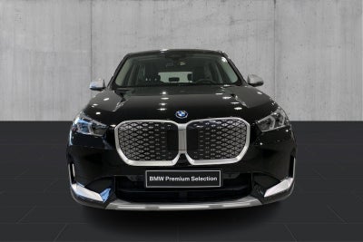 BMW iX1 xDrive30 X-Line