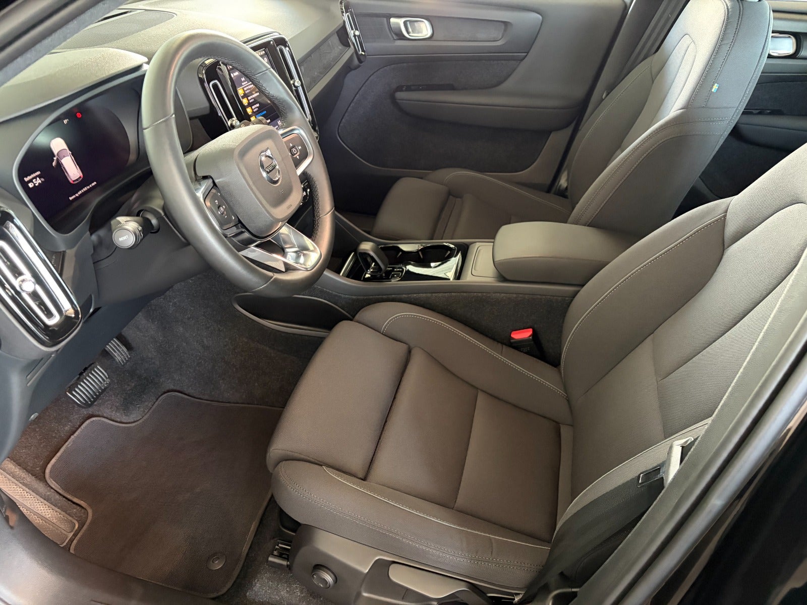 Volvo XC40 ReCharge Start 5d - 7
