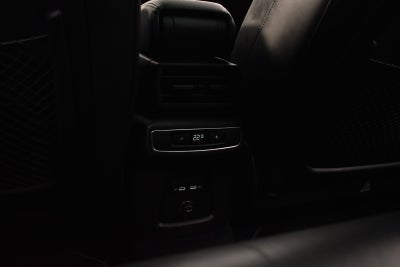 Audi Q4 e-tron S-line quattro