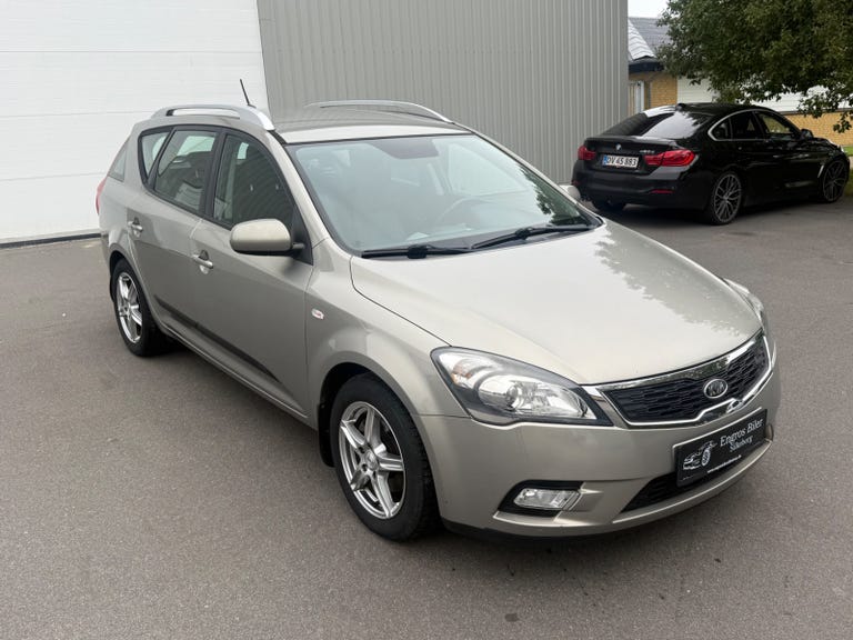 Kia Ceed CRDi 128 Exclusive Fashion SW