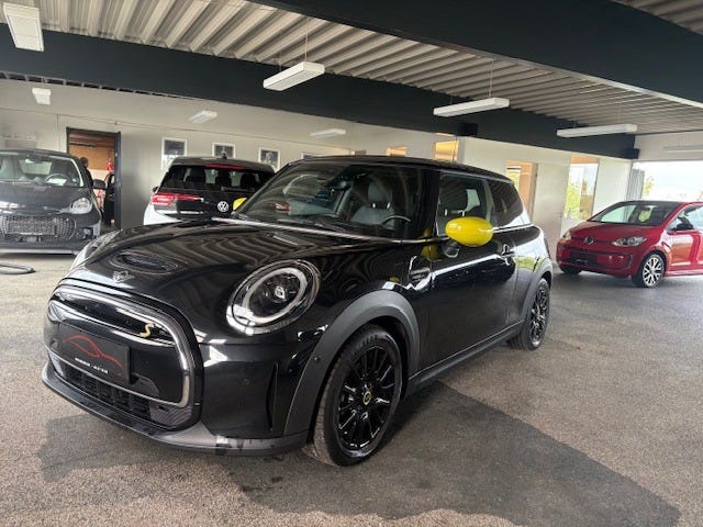 MINI Cooper SE Camden Edition