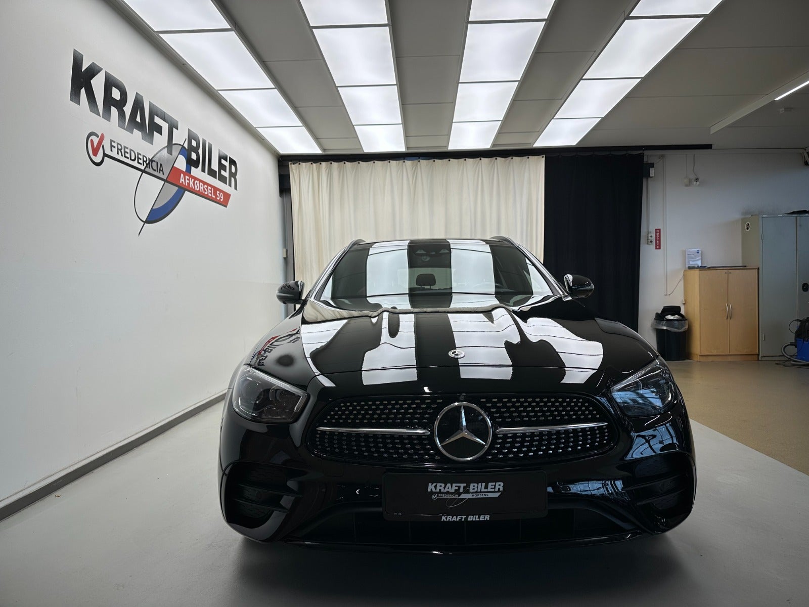 Billede af Mercedes E300 de 2,0 AMG Line stc. aut.