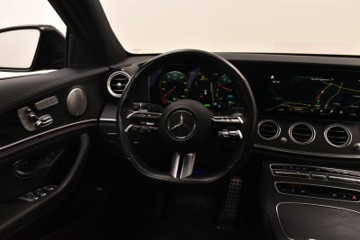 Mercedes E300 de AMG Line Night Edition stc. aut.