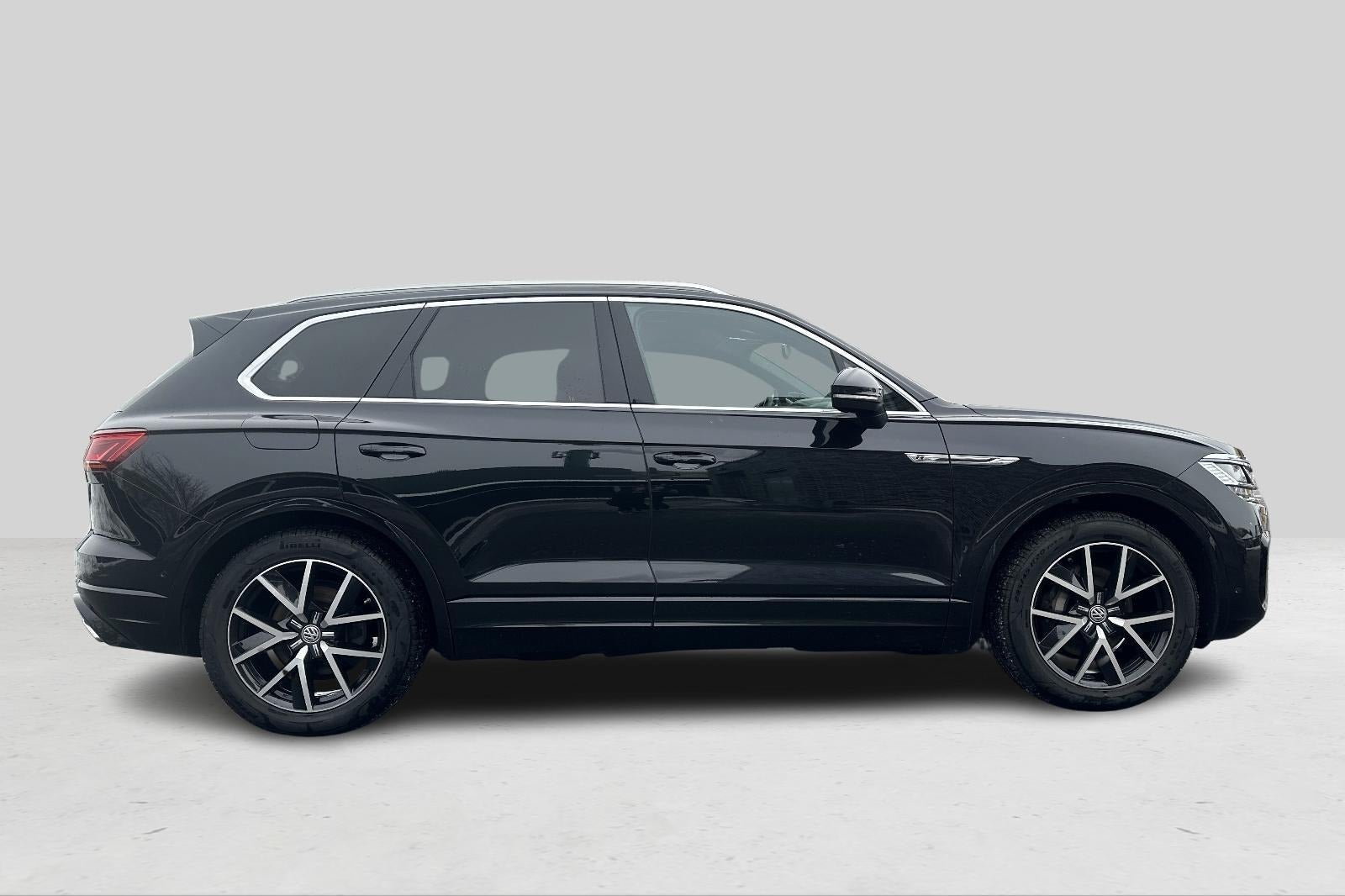 VW Touareg 3,0 TDi 286 R-line aut. 4Motion