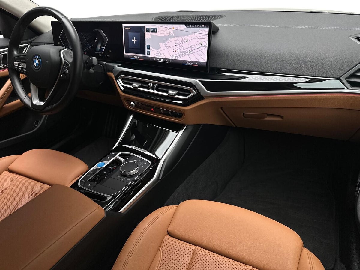 BMW i4 eDrive40 Charged billede 10