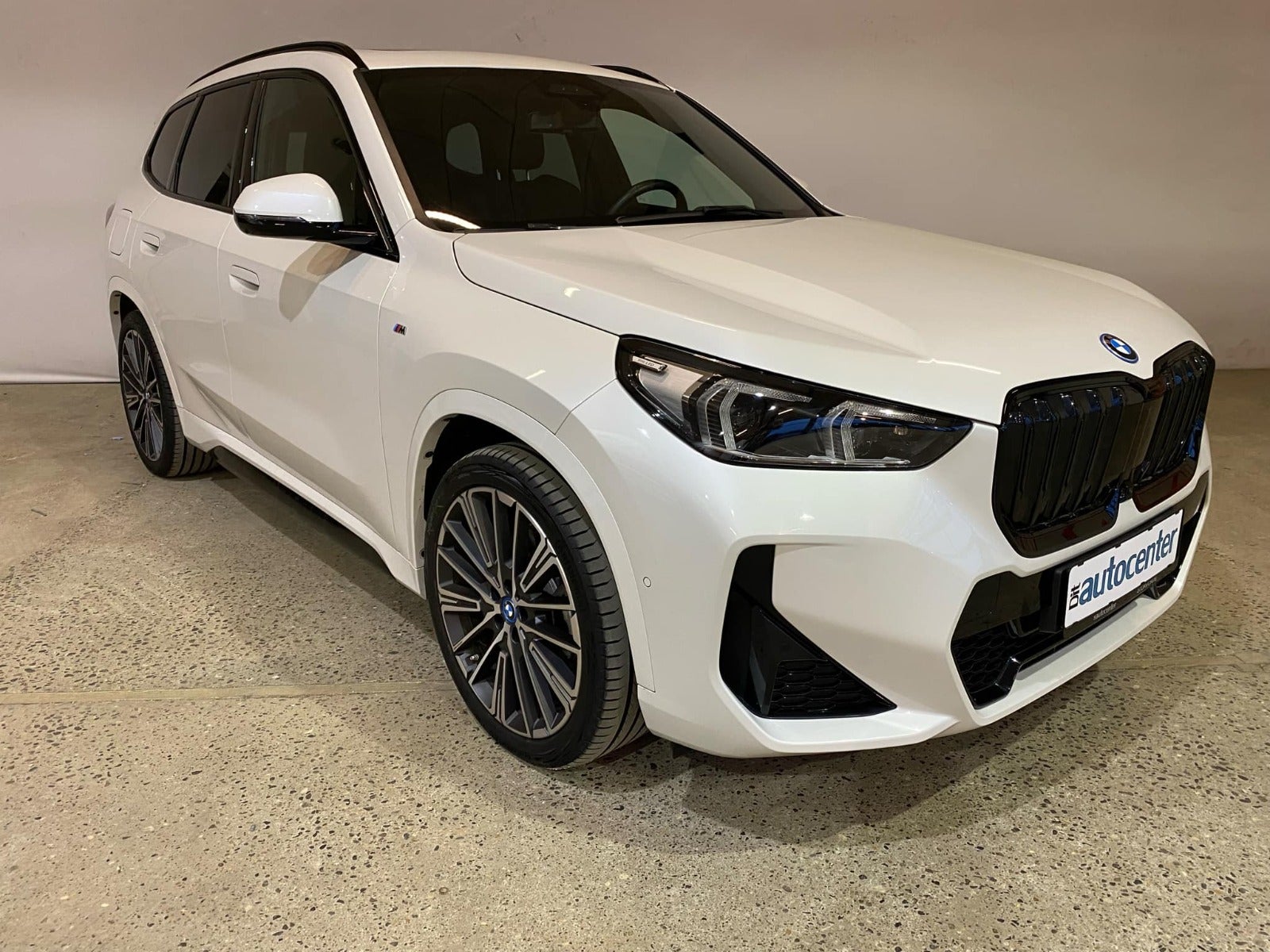 BMW iX1 xDrive30 Fully Charged M-Sport