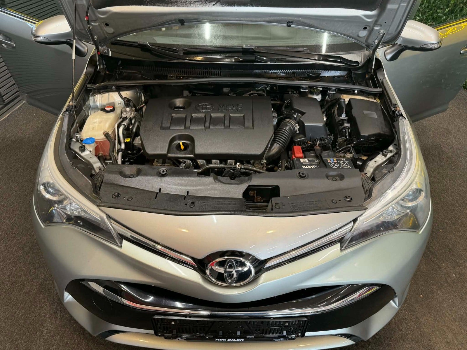 Billede af Toyota Avensis 1,8 VVT-i T2 Touring Sports