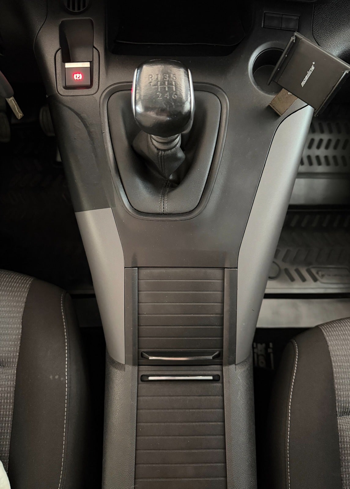 Billede af Toyota ProAce City Verso 1,2 T 110 Long Family Van