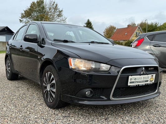 Mitsubishi Lancer Invite SportBack CVT