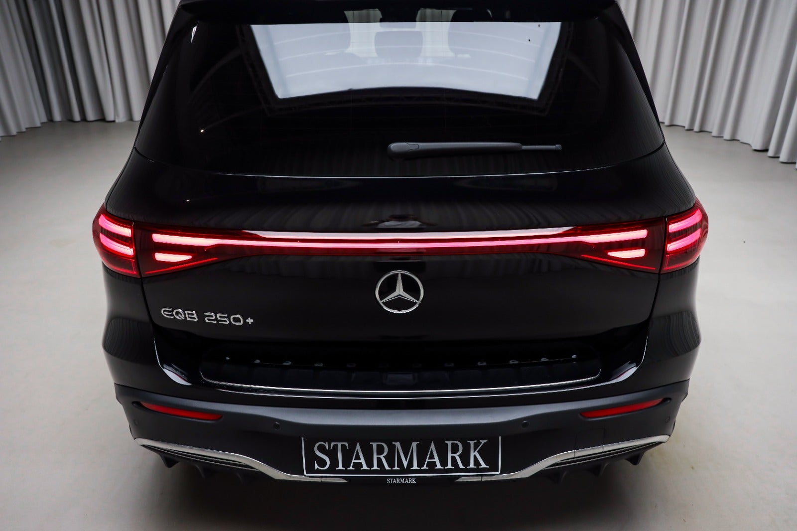 Mercedes-Benz EQB 250+