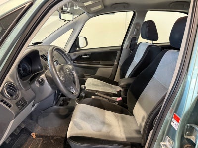 Suzuki SX4 CombiBack SE
