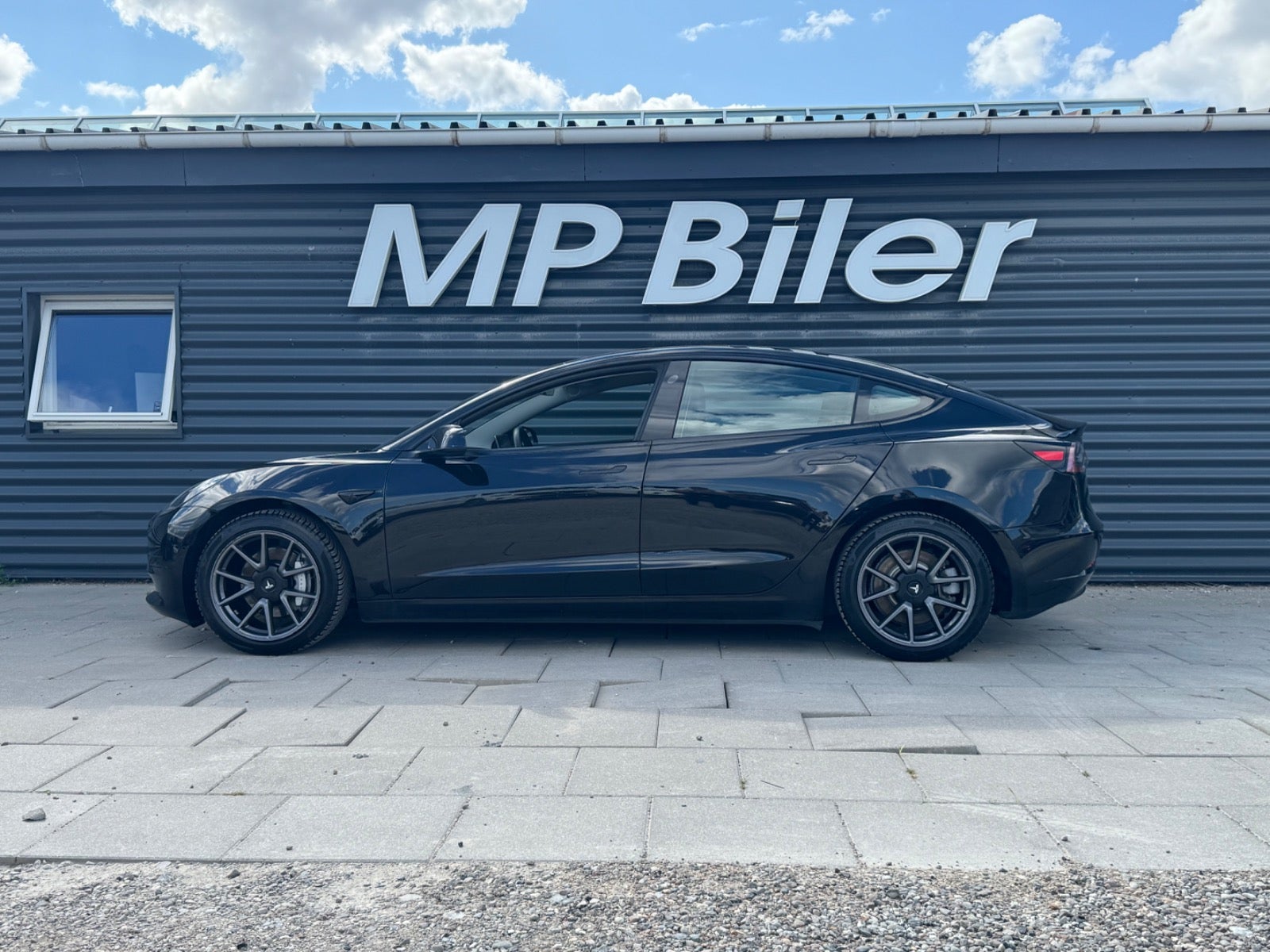 Billede af Tesla Model 3  Standard Range+ RWD