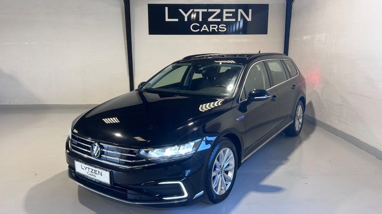 VW Passat GTE Variant DSG