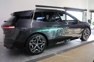 BMW iX xDrive40 Fully Charged Sport